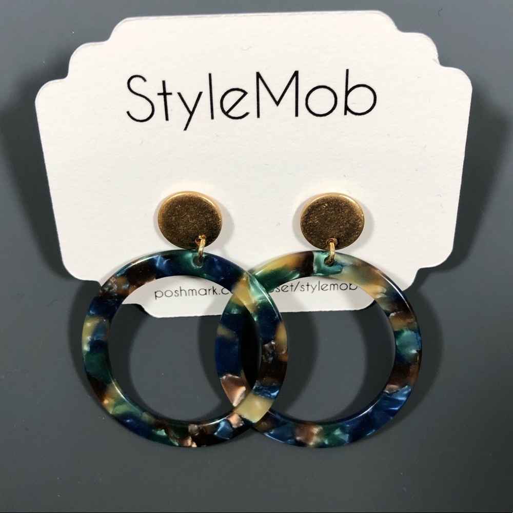 Acrylic circle earrings.